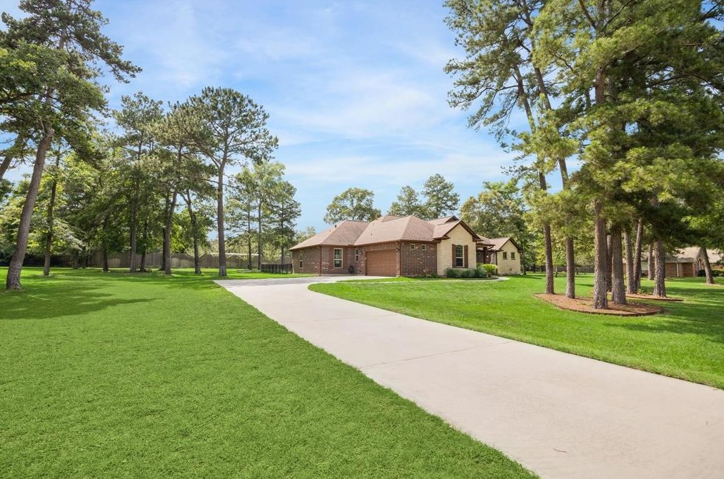 26511 Stagecoach Crossing Dr, Magnolia, TX 77355-2195
