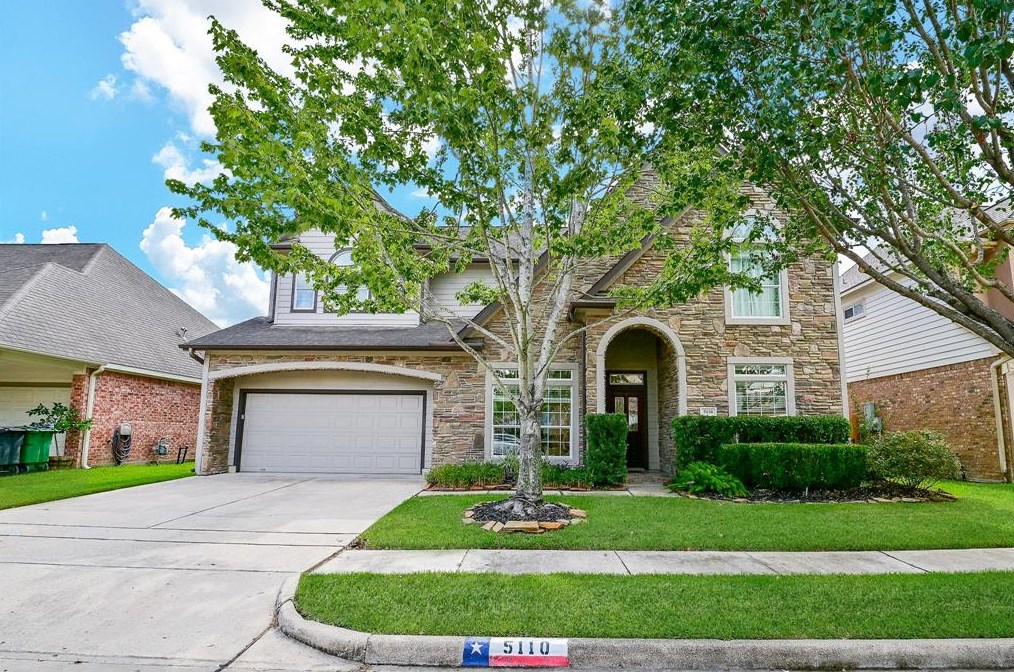 5110 W Jerad Dr, Houston, TX 77018