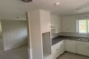 426 Pennington Dr, Corpus Christi, TX 78412 - Photo 10