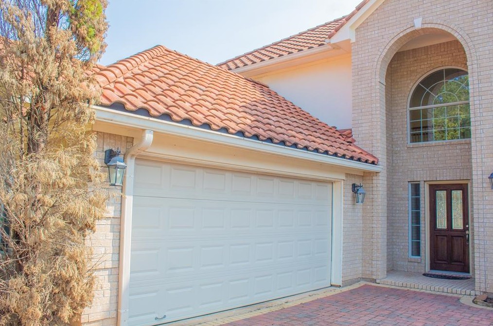 14219 Marina Bay Ln, Sugar Land, TX 77498-7487