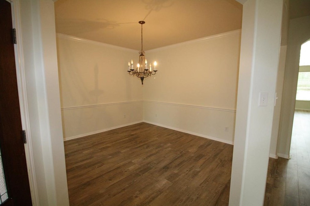 82 French Oaks Cir, Spring, TX 77382-5818
