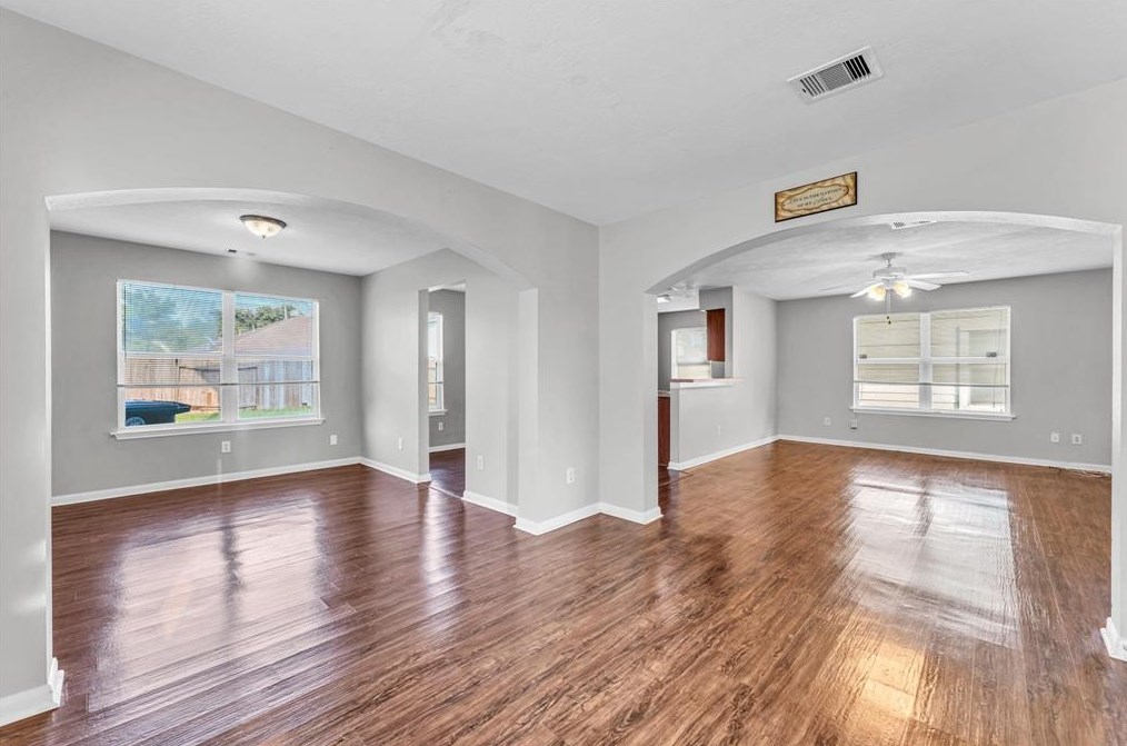 10831 Heathercliff Ln, Houston TX  77075-5325 exterior