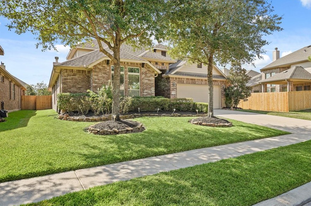 17319 Cascading Springs Ln, Humble, TX 77346