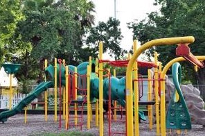 5055 Fallen Oaks Dr, Houston TX  77091-5210 exterior