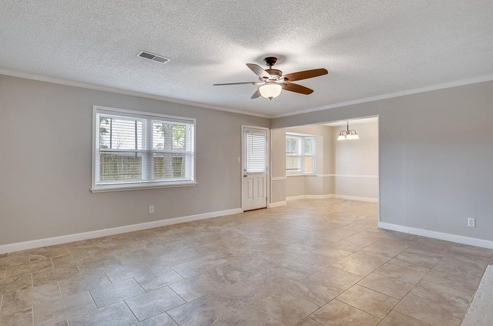 9926 Pinehurst St, Baytown TX  77521-5036 exterior
