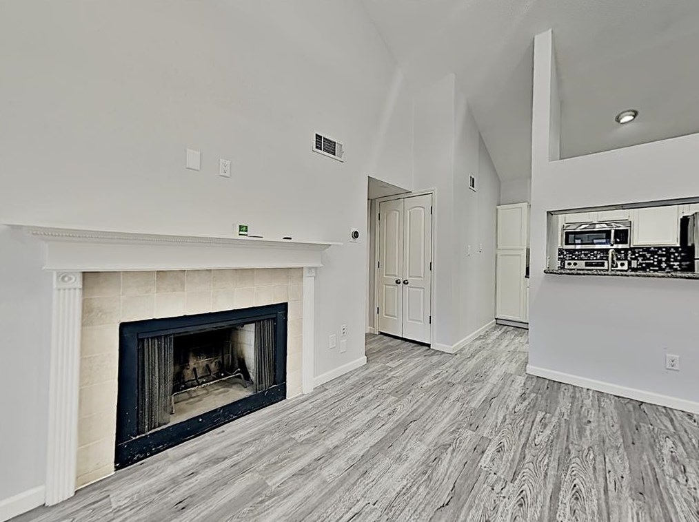 8055 Cambridge St Apt 26, Houston, TX 77054