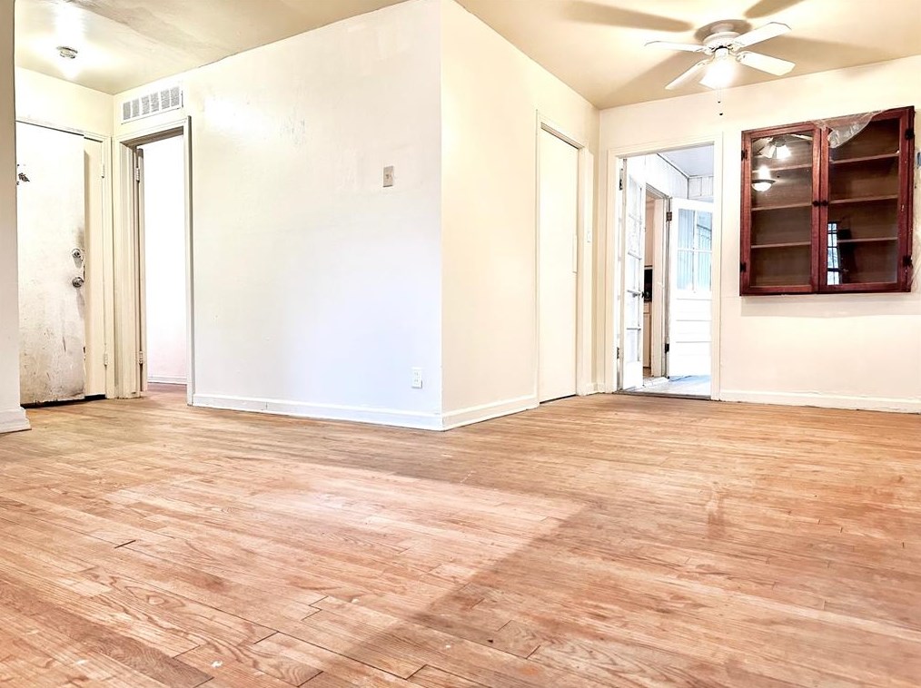 4926 Kelso St, Houston, TX 77021-4343