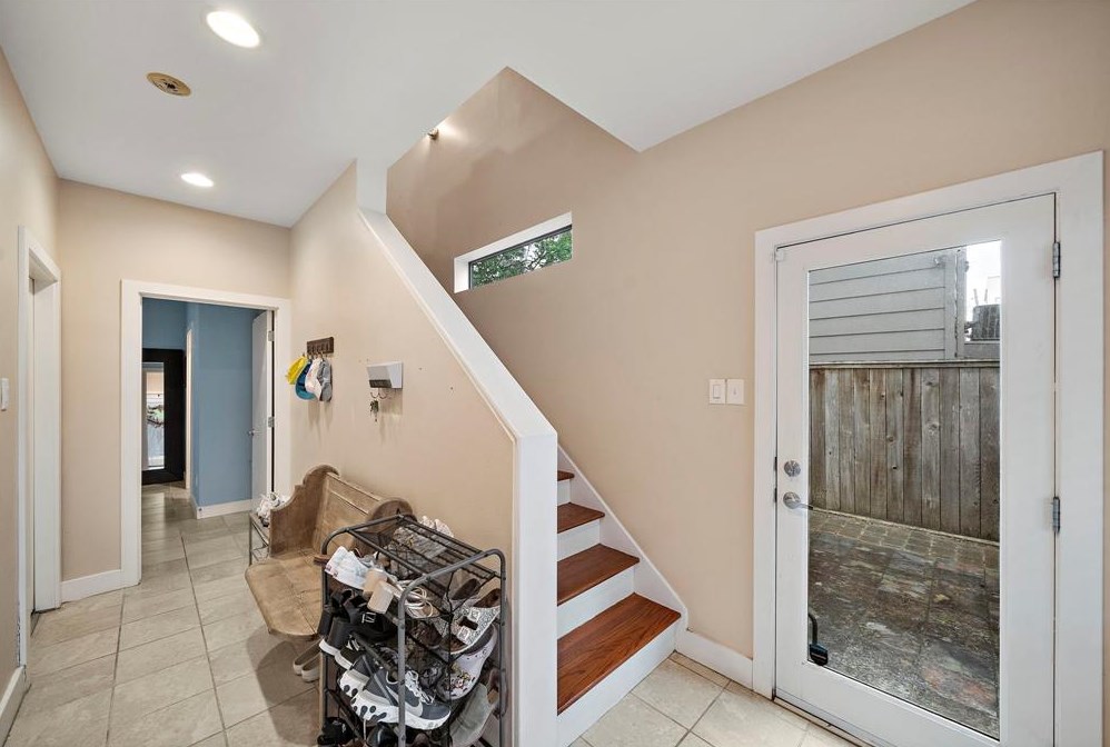 4314 Spencer St, Houston, TX 77007-3555