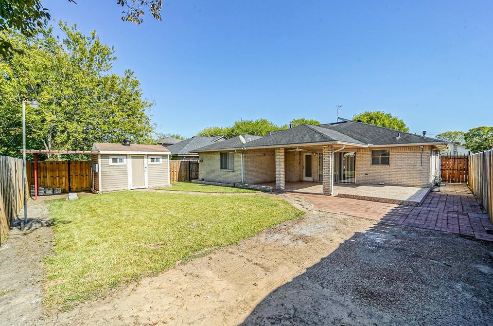9507 Kingspass St, Houston TX  77075-5124 exterior