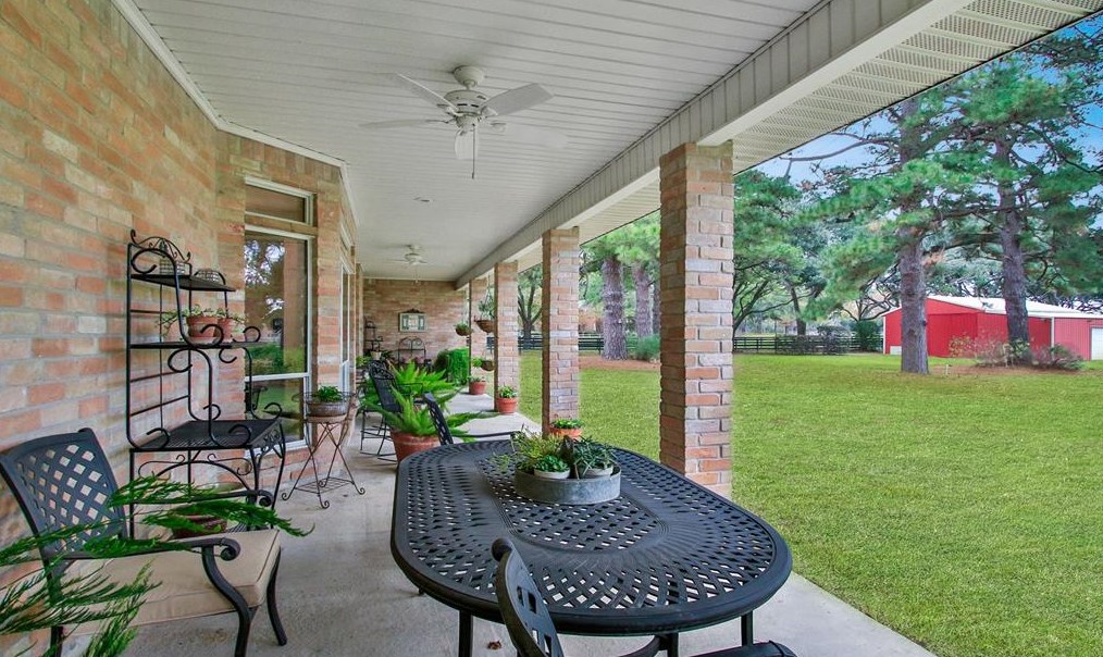 22502 Holly Crk Trl, Tomball TX 77377-3659 exterior
