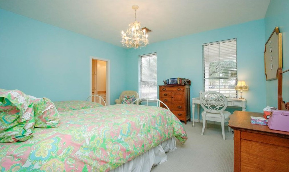 22502 Holly Crk Trl, Tomball TX 77377-3659 exterior