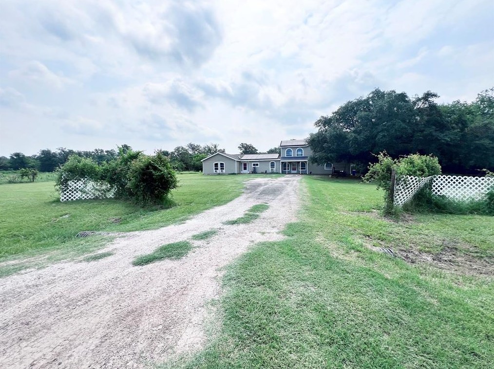 13074 Clover Ln, Iola, TX 77861-3534