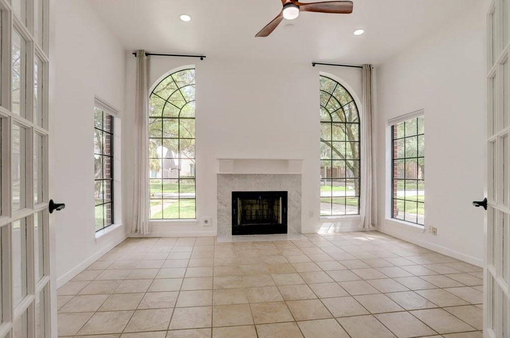 4815 Willow St, Bellaire, TX 77401