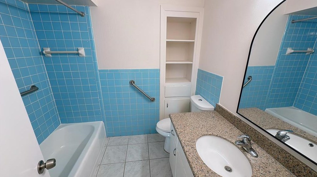 9415 Val Verde St, Houston, TX 77063