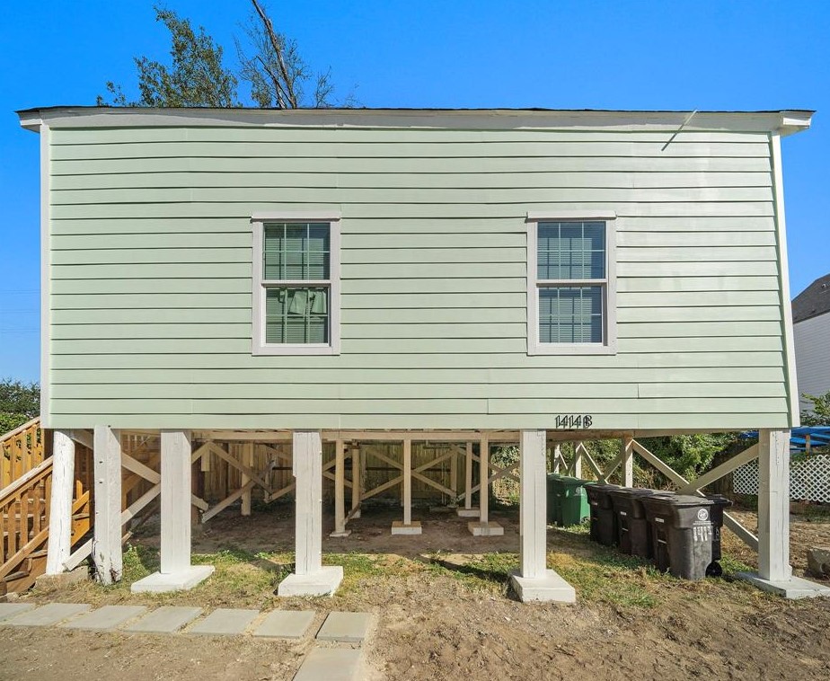 1414 Shearn St, Houston TX  77007-4148 exterior