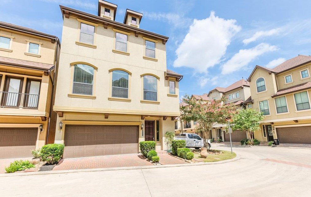 5502 Zoemark Ln, Houston, TX 77021