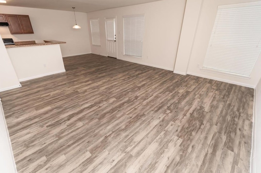 4219 Richmeadow Dr, Houston TX  77048-5587 exterior