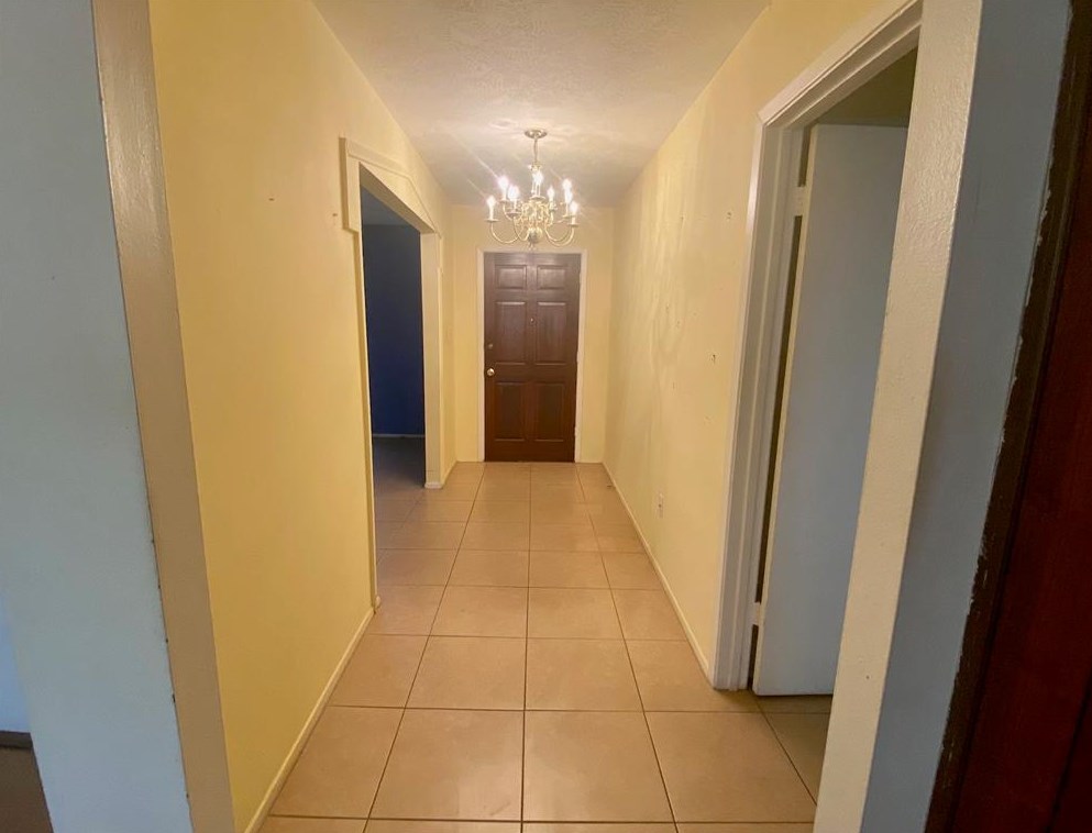 11827 Burlingame Dr, Houston, TX 77099-4701