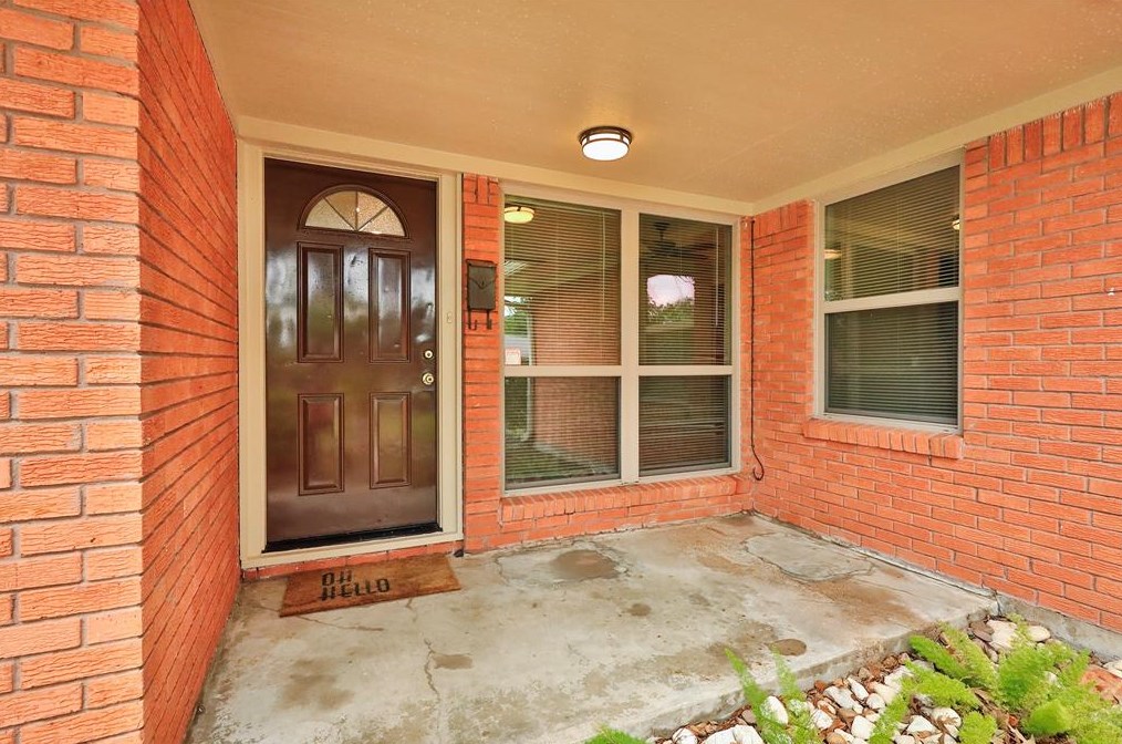 1018 31st St, Houston TX  77018-7516 exterior