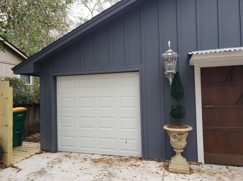 1604 Hailey St #a, Conroe, TX 77301