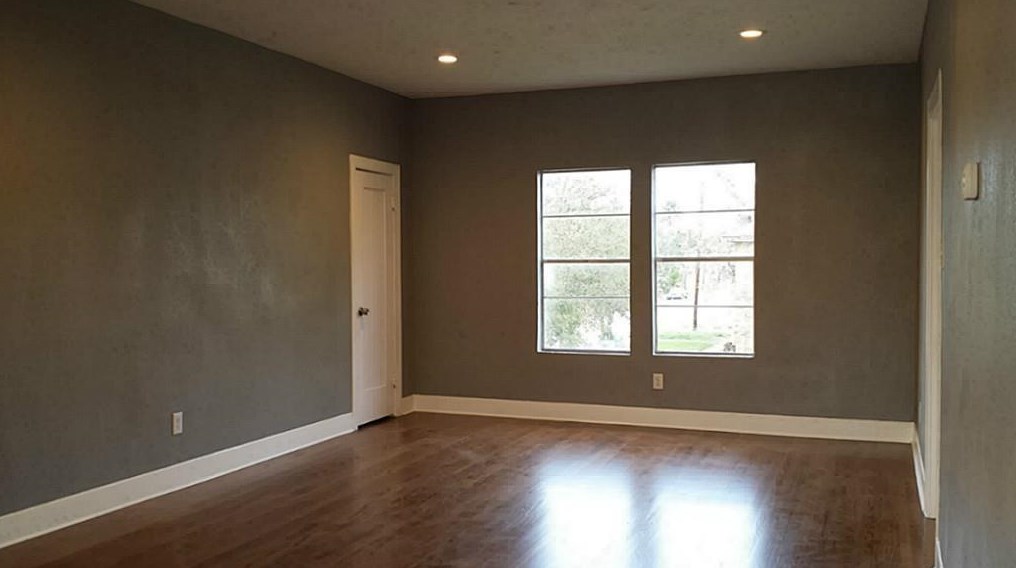 2802 Arbor St, Houston, TX 77004-6102