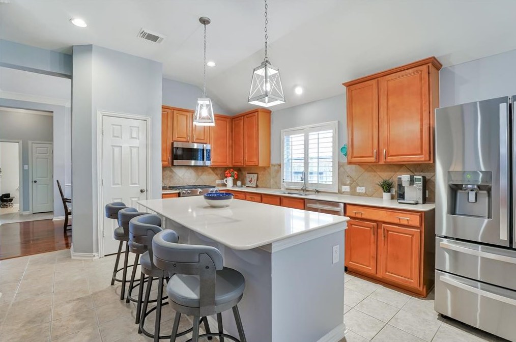 12922 Coopers Hawk Dr, Houston TX  77044-4403 exterior