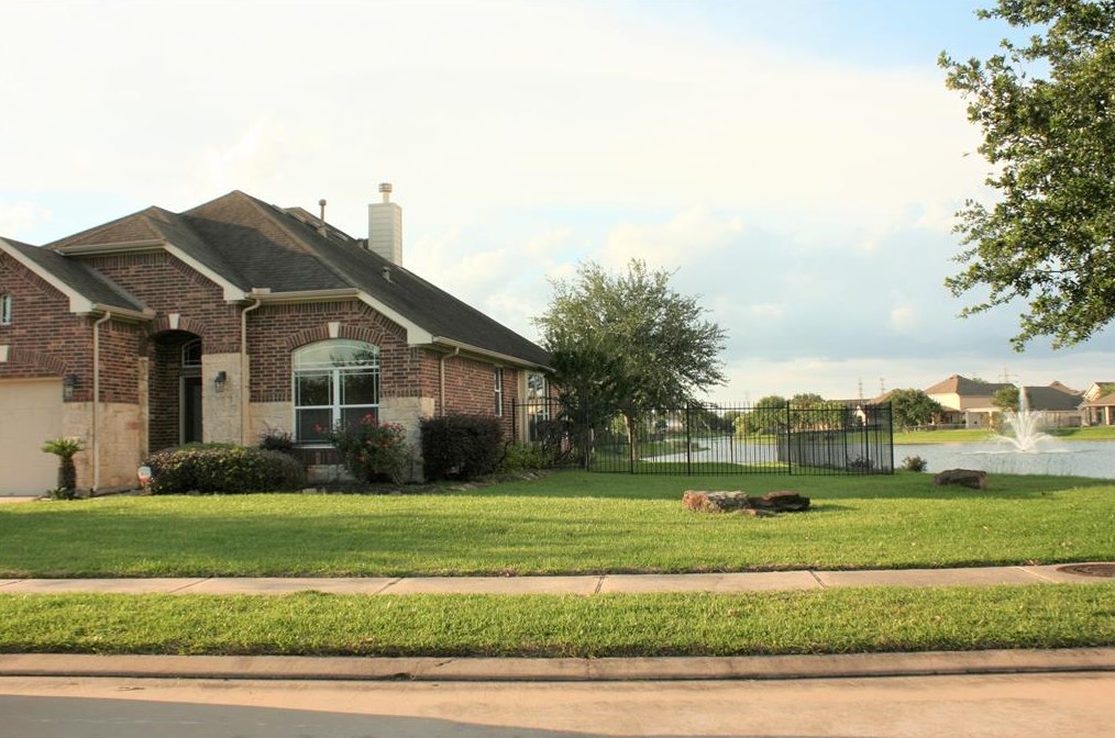 25319 Lockspur Dr, Richmond, TX 77406