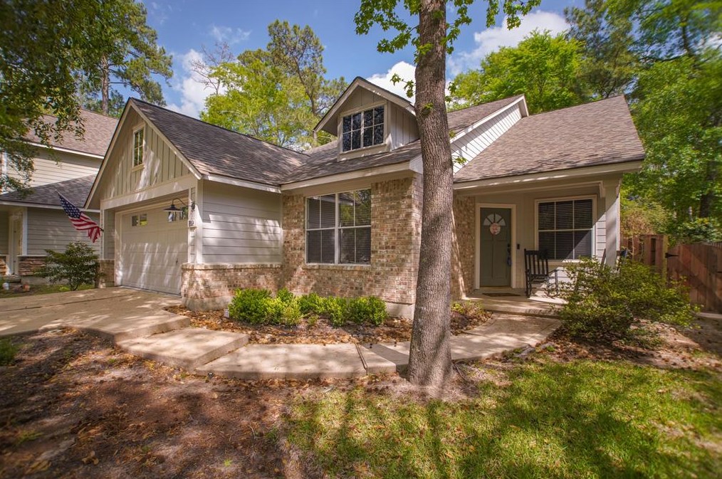 102 Autumn Branch Dr, Spring, TX 77382