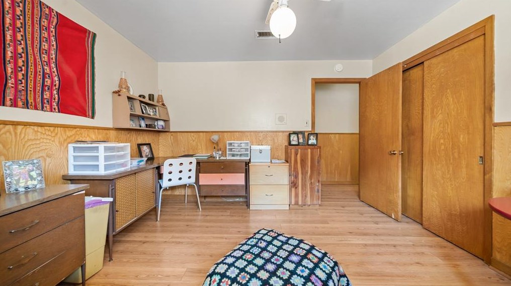 4514 Mcdermed Dr, Houston TX  77025-5401 exterior