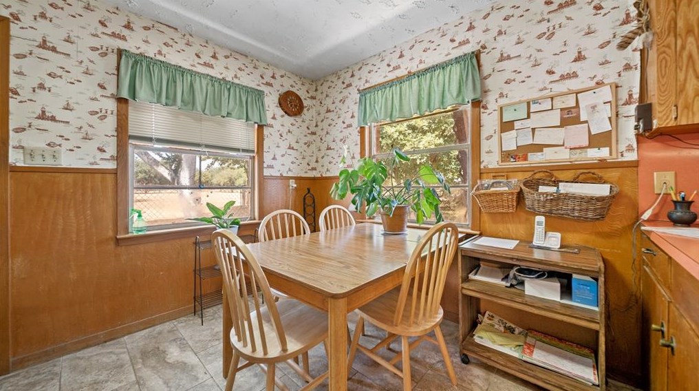 4514 Mcdermed Dr, Houston TX  77025-5401 exterior