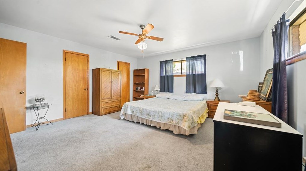 4514 Mcdermed Dr, Houston TX  77025-5401 exterior