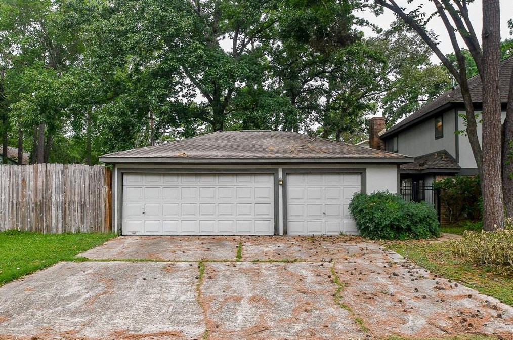 11703 Laneview Dr, Houston, TX 77070-2511