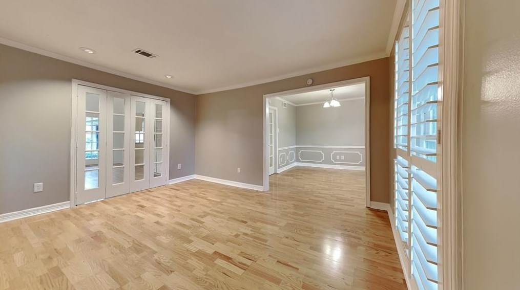 1614 San Sebastian Ln, Houston, TX 77058-4125