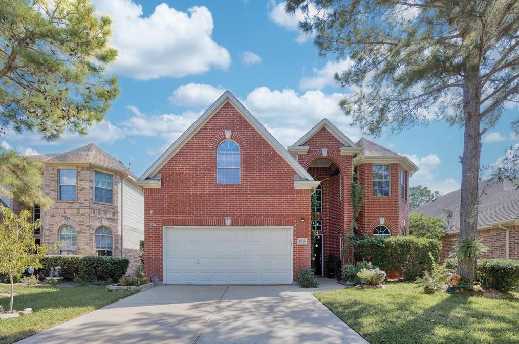 10626 Lyndon Meadows Dr, Houston, TX 77095-6666