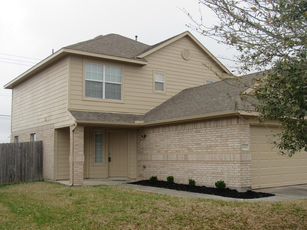 4431 Amaryllis Ave, Baytown, TX 77521-5526