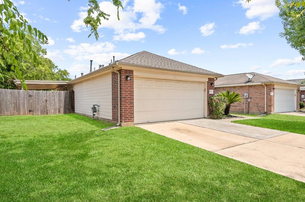 17242 Glenpatti Dr, Houston, TX 77084