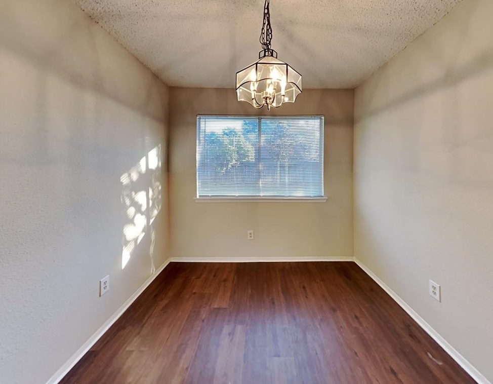 16302 Cross Dr, Houston TX  77073-5337 exterior