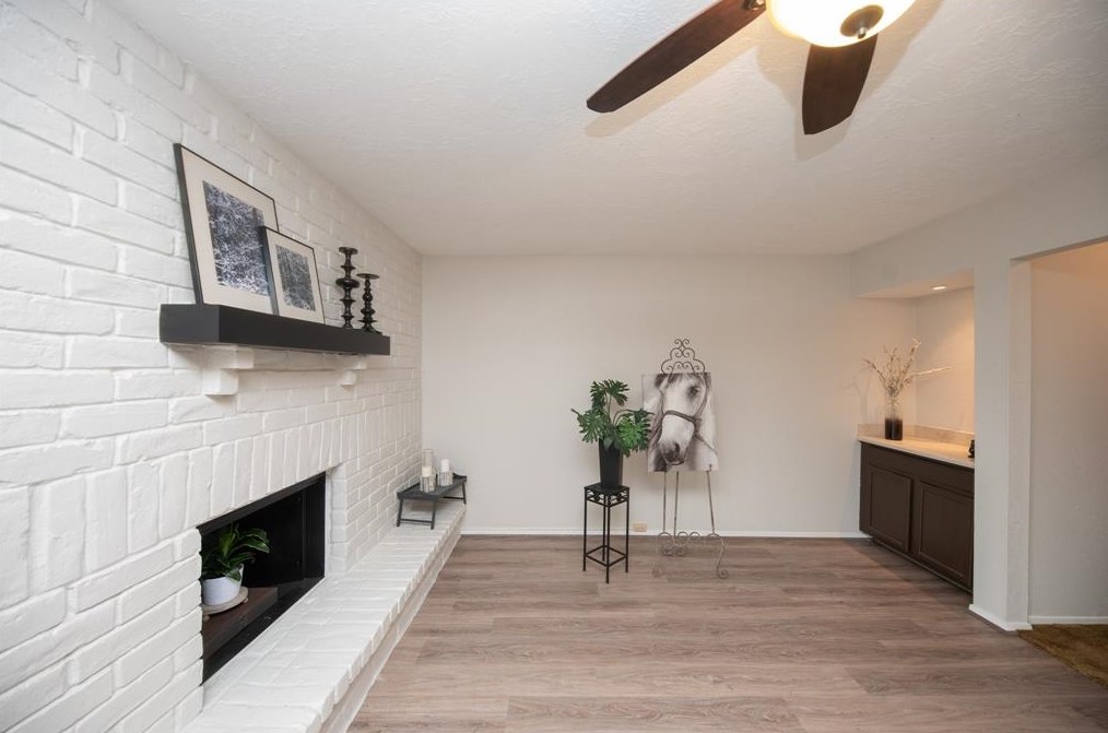 6543 Briar Byu Dr, Houston TX  77072-1769 exterior