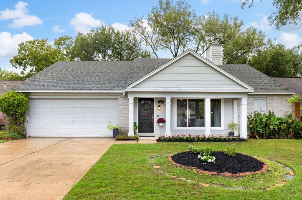 12110 Flaxen Dr, Houston, TX 77065-4427