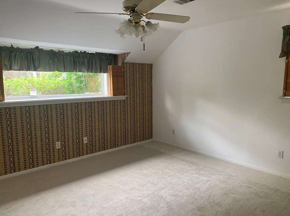 10511 Timberoak Dr, Houston TX  77043-2803 exterior