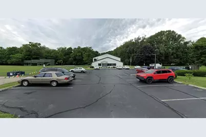 1204 Andrew Ave, La Porte, IN 46350 - Photo 2