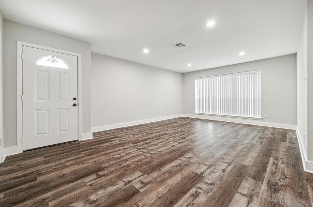 7115 Gessner Rd, Houston, TX 77036-5440