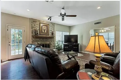 2442 Hodges Bend Circle, Sugar Land, TX 77479 - Photo 6