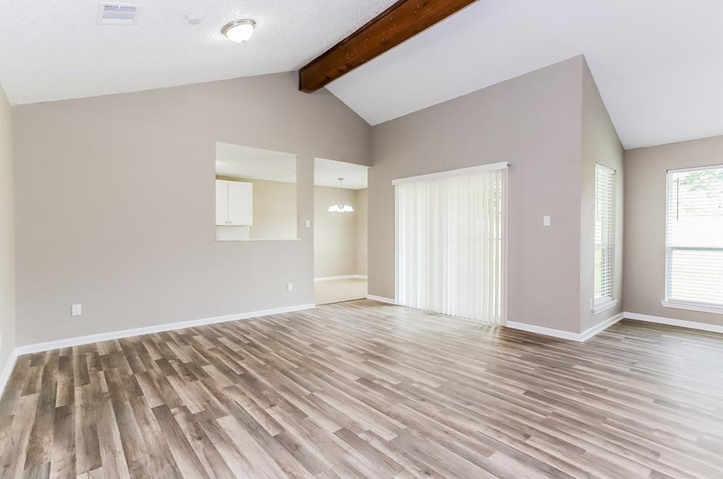 5434 Briarwood Forest Dr, Houston, TX 77088