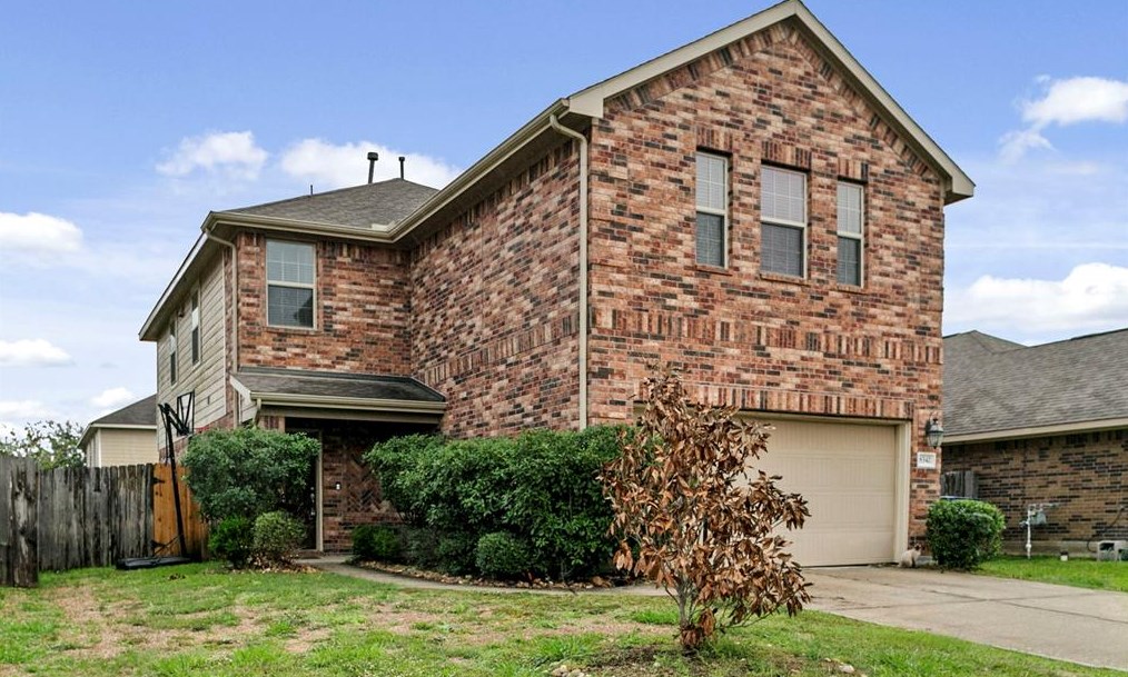 8342 Broadleaf Ave, Baytown TX  77521-5532 exterior