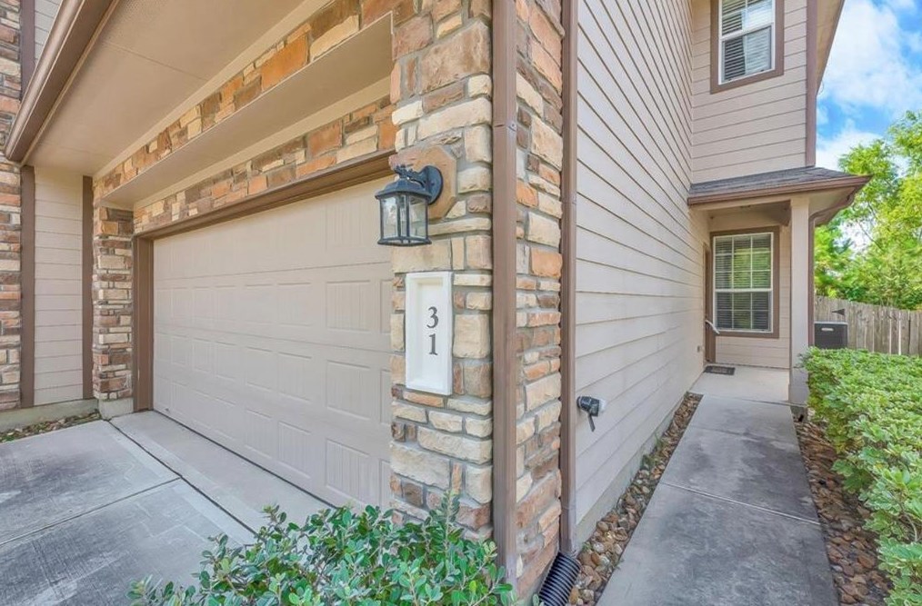 31 Whitekirk Pl, Magnolia, TX 77354