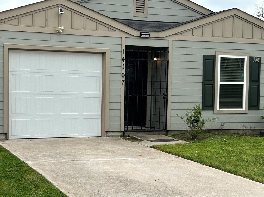 14107 Willie Melton Blvd, Powell Point, TX 77451