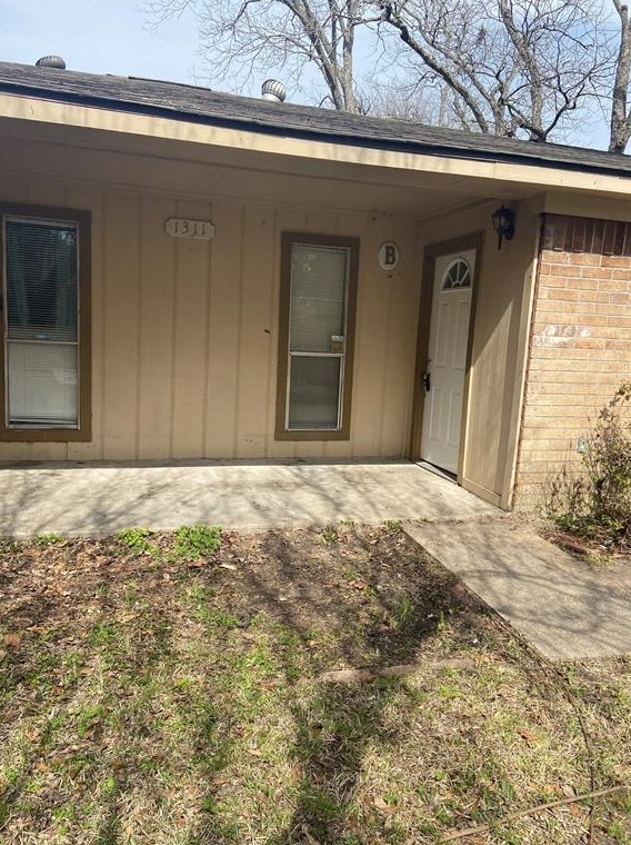 1311 Ken St #b, Humble, TX 77338