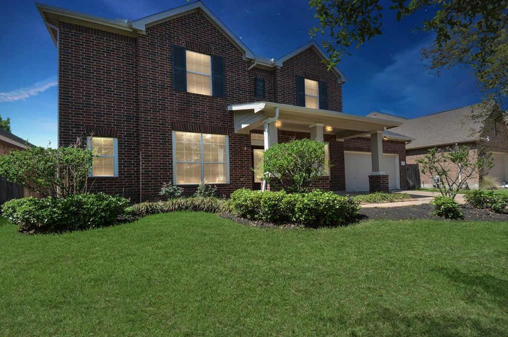 19923 Ogdenburg Falls Dr, Spring, TX 77379