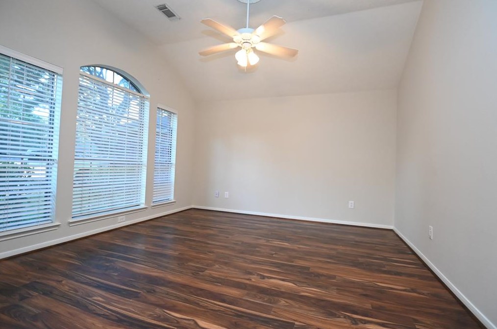 2002 Foundary Dr, Katy TX  77493-3433 exterior